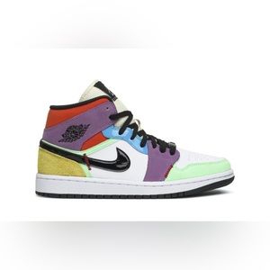 Wmns Air Jordan 1 Mid SE 'Lightbulb'